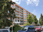 Pronájem bytu 3+1/L, 63 m2, Komárovská, Horní Počernice, cena 23000 CZK / objekt / měsíc, nabízí KINYK Trust s.r.o
