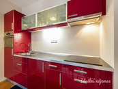 Pronájem bytu 1+kk, Poupětova, Holešovice, 21500 Kč/měs, 50 m2, cena 21500 CZK / objekt / měsíc, nabízí Ideální nájemce