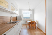 Pronájem bytu 3+1, Platónova, Modřany, 22900 Kč/měs, 76 m2, cena 22900 CZK / objekt / měsíc, nabízí 