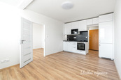 Pronájem bytu 2+kk, V Štíhlách, Krč, 18000 Kč/měs, 36 m2, cena 18000 CZK / objekt / měsíc, nabízí Ideální nájemce