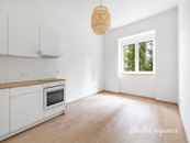 Pronájem bytu 1+kk Petrohradská, Praha - Vršovice, 16 000,- Praha 10, cena 16000 CZK / objekt / měsíc, nabízí Ideální nájemce