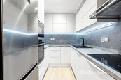 Pronájem bytu 2+1, Bítovská, Michle, 39 m2, cena 21400 CZK / objekt / měsíc, nabízí Ideální nájemce