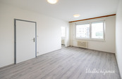 Podnájem bytu 1+kk, Benkova, Chodov, 29 m2, cena 14700 CZK / objekt / měsíc, nabízí Ideální nájemce