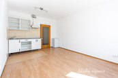 Pronájem bytu 1+kk, Raichlova, Stodůlky, 24 m2, cena 15400 CZK / objekt / měsíc, nabízí Ideální nájemce