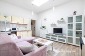 Pronájem bytu 2+kk, U Staré školy, Staré Město, 20900 Kč/měs, 45 m2, cena 20900 CZK / objekt / měsíc, nabízí Ideální nájemce