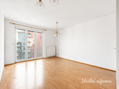 Pronájem bytu 2+kk s balkonem, Velenovského, Záběhlice, 24000 Kč/měs, 52 m2, cena 23500 CZK / objekt / měsíc, nabízí Ideální nájemce