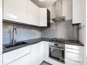 Pronájem bytu 1+1, Boleslavova, Nusle, 34 m2, cena 20700 CZK / objekt / měsíc, nabízí 