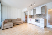 Pronájem bytu 2+kk, Skloněná, Vysočany, 21500 Kč/měs, 44 m2, cena 21500 CZK / objekt / měsíc, nabízí Ideální nájemce