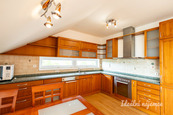 Pronájem bytu 4+kk, U lipové aleje, Dubeč, 95 m2, cena 32900 CZK / objekt / měsíc, nabízí Ideální nájemce
