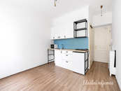 Pronájem bytu 1+kk, Černomořská, Vršovice, 14 500 Kč, 18 m2, cena 14500 CZK / objekt / měsíc, nabízí Ideální nájemce
