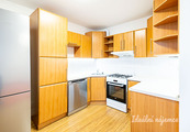 Pronájem bytu 3+1 s lodžií, Litoměřická, Prosek, 25900 Kč/měs, 54 m2, cena 25900 CZK / objekt / měsíc, nabízí Ideální nájemce
