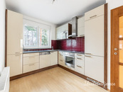 Pronájem bytu 3+1, Brixiho, Břevnov, 28.100,- 65 m2, cena 28100 CZK / objekt / měsíc, nabízí Ideální nájemce