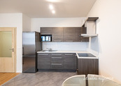 Pronájem bytu 2+kk, Sicherova, Kyje, 23 700 Kč/měs, 47 m2, cena 23700 CZK / objekt / měsíc, nabízí Ideální nájemce