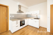 Pronájem bytu 2+kk, Generála Šišky, Modřany, 24.000 Kč/měs, 56 m2, cena 24000 CZK / objekt / měsíc, nabízí Ideální nájemce