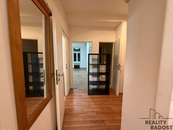 Pronájem, Byt 2+kk, Praha 9, cena 26500 CZK / objekt / měsíc, nabízí REALITNÍ AGENTURA PRORADOST