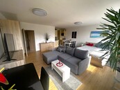 Prodej bytu 1+kk, 45,2 m2, sklep, Praha 8 - Bohnice, Poznaňská, cena 6390000 CZK / objekt, nabízí RK Group realitní kancelář