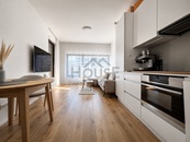Prodej bytu 2+kk s lodžií, cena 10190000 CZK / objekt, nabízí 