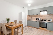 Prodej bytu 2+kk, 59,6 m2 s předzahrádkou 34,4,m2, Praha 6 - Ruzyně., cena 10500000 CZK / objekt, nabízí 