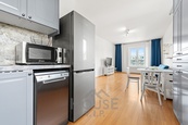 Prodej bytu 2+kk, 49 m2, balkon 5 m2, Praha 10 - Michle., cena 10350000 CZK / objekt, nabízí 