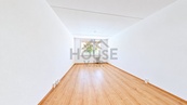 Prodej bytu 1+kk, 29 m2 - Praha 4, Modřany, ul. Daškova, cena 5990000 CZK / objekt, nabízí 