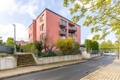 Prodej bytu 2+kk se zahradou (106 m2) - Praha 6 Řepy, cena 13900000 CZK / objekt, nabízí 