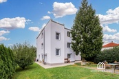 Pronájem bytu 2+kk, 50 m2 - Vinoř, vilová čtvrť, cena 22000 CZK / objekt / měsíc, nabízí KOPECKÝ RealEstate & Partners